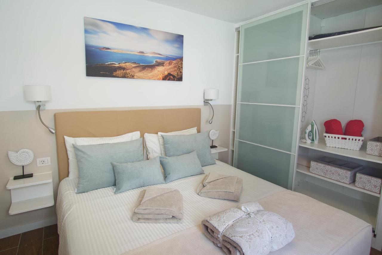 Apartment Portonovo La Paloma Amazing Sea View-Swimming Pool-Good Wifi -Free Ac- Private Parking Puerto del Carmen  Exterior photo